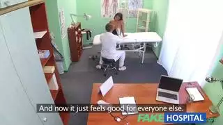 أشرطة الفيديو الجنس في مكتب الطبيب