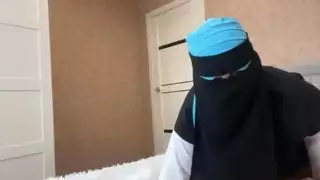 مغربية تمارس الجنس مع فتاة عربية بالحجاب