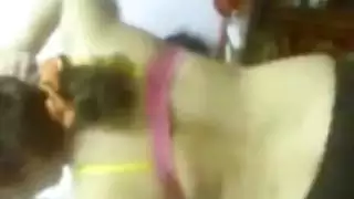 نونه اللبوه ترقص بشرمطه تهيج الدكر اللى بيفشخ كسمها فشخ ونيك
