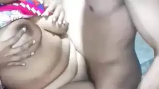 امرأة هندية الملاعين مع عشيقها