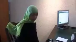 جميلة العربية المغربية الحجاب مثلية