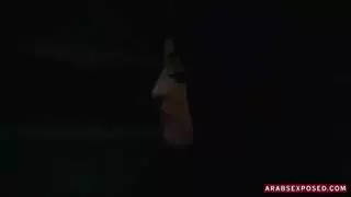 التقطت الفتاة العربية في الشارع