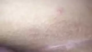 ربة منزل هندية لأول مرة الجزء الشرجي