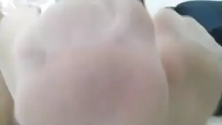 عربي حقيقي يستمني ويظهر قدميه في جوارب نايلون في وجهك! الإباحية الحجاب الإسلام التدفق