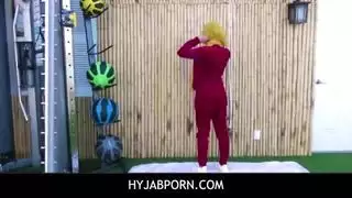 مدرب اللياقة البدنية يمارس الجنس مع العميل العربي الغريب