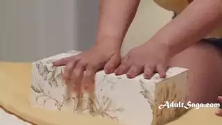 مفلس جدًا بحيث لا يمكن ضبطه سارة العربية، عفريت صغير