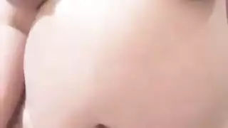 الخطوة العربية الحامل الأم التي تضايق وتشرط على كاميرا الويب تبحث عن شخص ما يمارس الجنس مع بوسها المشعر