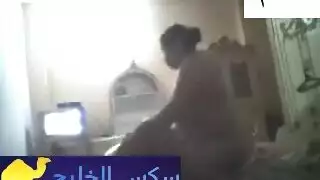 يخون مراتة مع زميلتة في الشغل و يكيفها