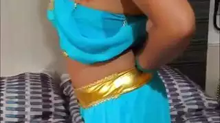 اللعينة الوحشية للياسمين العربية: أميرة علاء الدين تتأوه بكل سرور في الكوسبلاي الساخن (كاملة عبر الإنترنت)