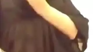 الساخنة العربية مع لها ضخمة الثدي
