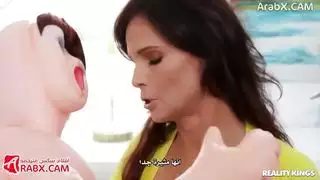 مبدالة الأم مع الدمية الجنسية سكس امهات مترجم