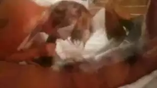 فيديو ساخن من جليسة أطفال مع الخنصر.