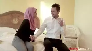 العربية وقحة يحتاج الأبيض زوج من الديك لركوب