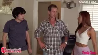أمي تحب التجول في المنزل عارية سكس مترجم