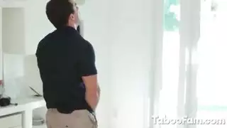 أنجيل سمولز لديه متعة يوم تركيا