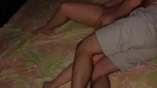 كس الطالب الرطب مفلس لن يتوقف عن كومينغ الفاخرة