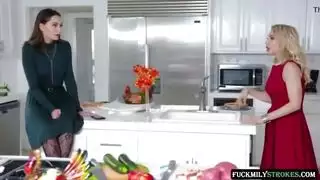 عيد الشكر الودود يمارس الجنس أليكس لينكس ،