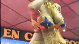 رقص عربي مثير عارية