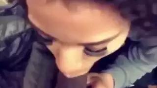 وقحة عربية مص ديك في الأماكن العامة