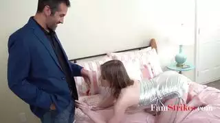 لا يمكنك مقاومة الشقراوات الصغار