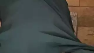 تجميع ربة البيت العربية ميا النقاب أغسطس