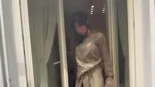 سأقوم بعمل مع مؤثر مسلم قبل العيد وأنا مارس الجنس فقط أثناء مسافرين الزوج